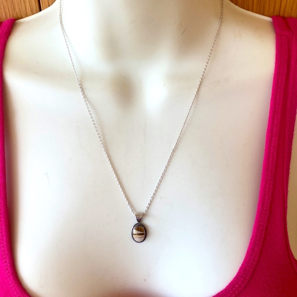 Richard Begay sterling silver inlay Tiger eye small pendant necklace - Picture 2 of 5